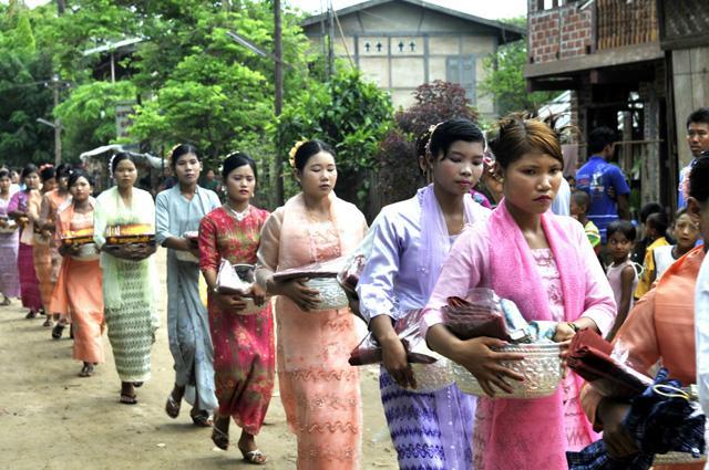 缅甸男女比例2020图片