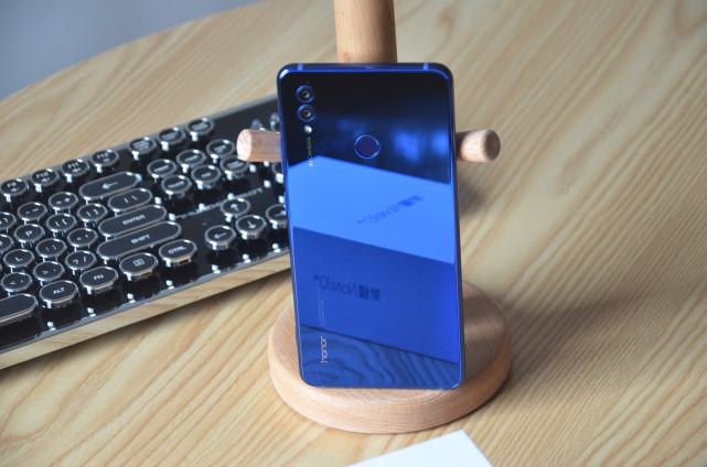 华为荣耀出品这才是真正的国产大屏旗舰手机