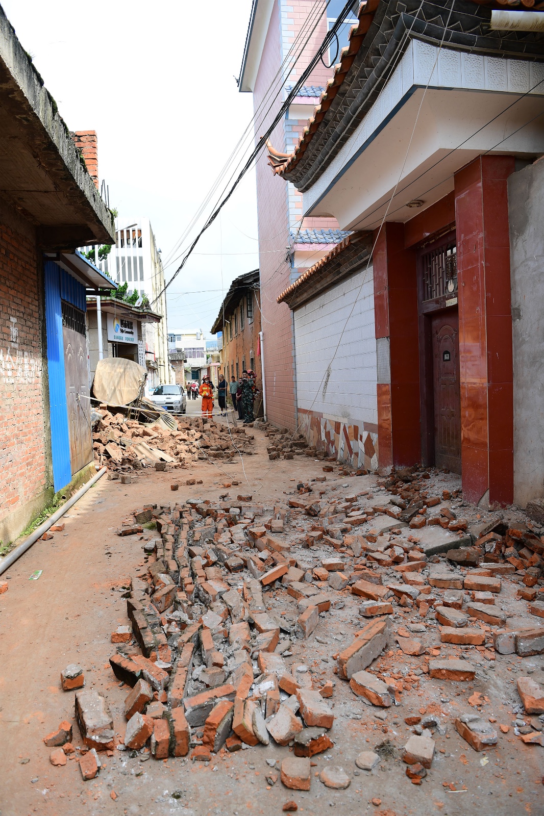 震感强烈!云南通海发生5级地震致8人受伤 有房屋倒塌