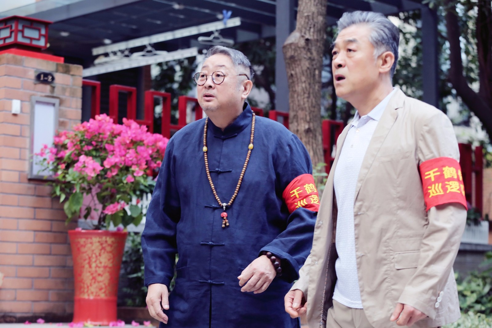 《新万家灯火》开播 小社区折射"暖心"大社会