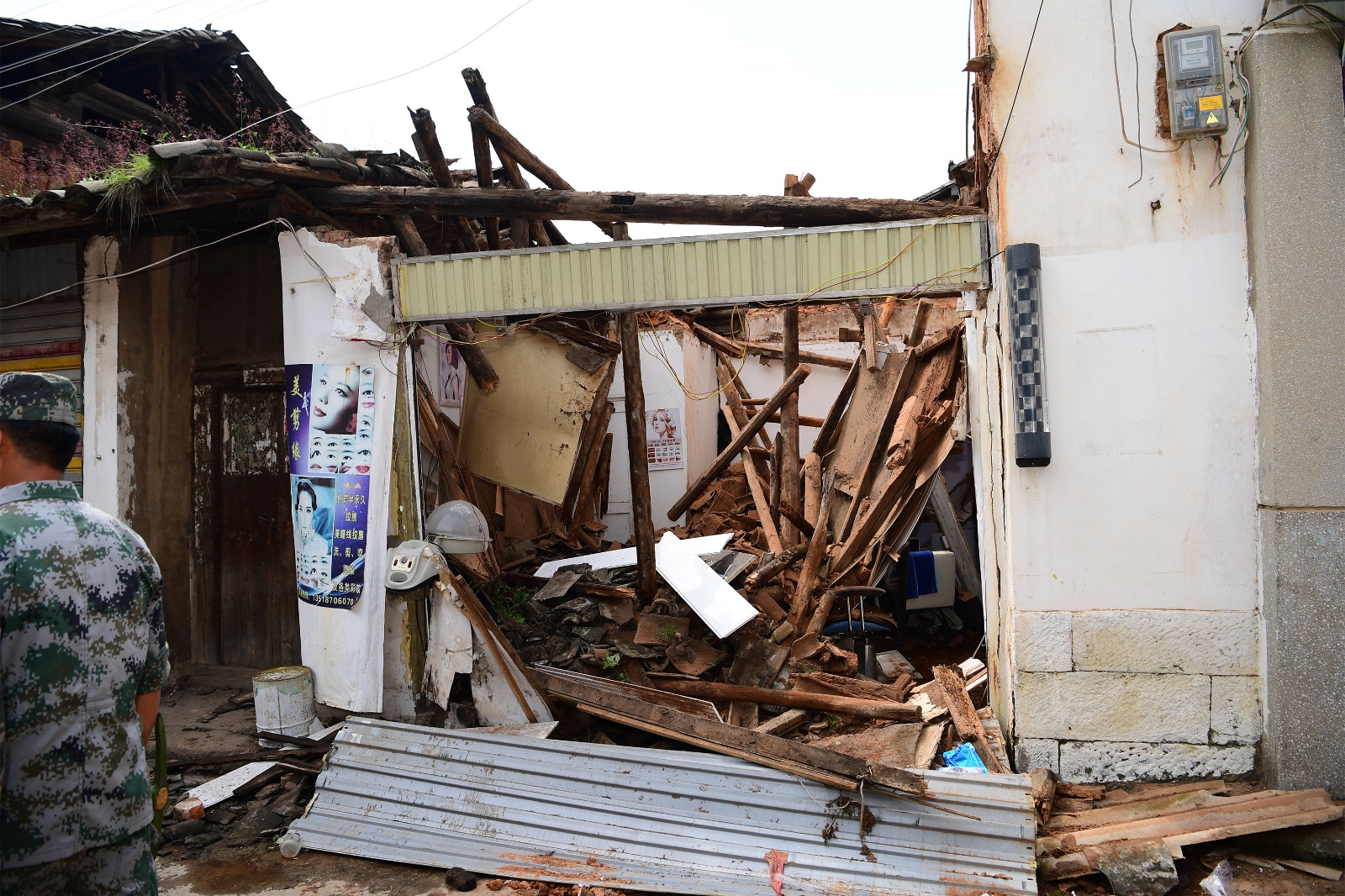 云南通海发生5级地震致8人受伤 有房屋倒塌|云南|地震|通海_新浪新闻