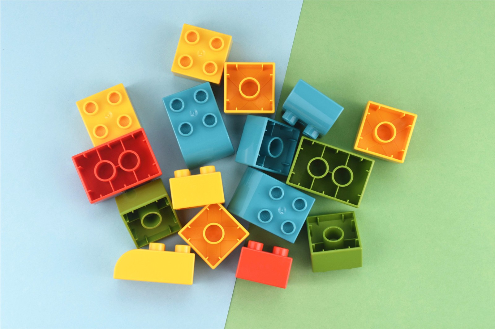 小米新品, 售价69元, 采用ABS材质, 适合18