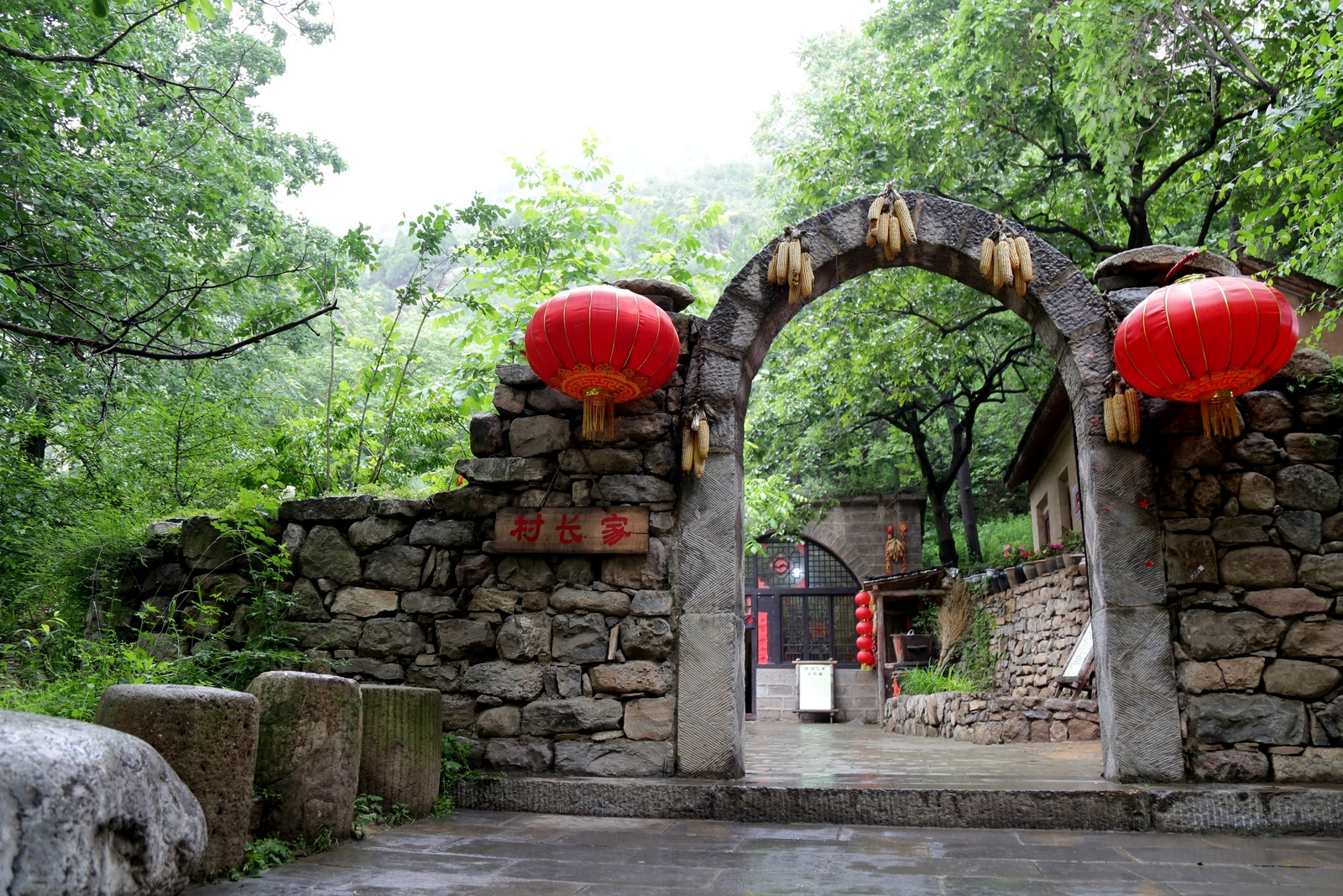 山西云丘山之塔尔坡古村