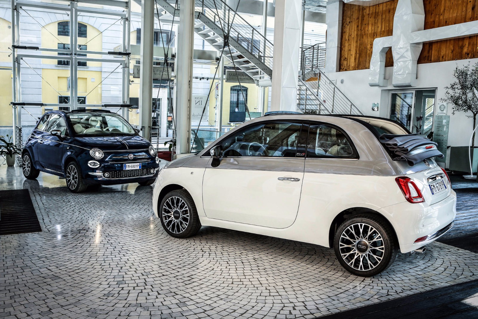 菲亚特500c-小资情调的另一个好选择