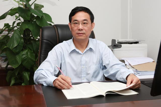 岭南师范学院党委书记,院长刘明贵:建设特色鲜明高水平师范大学