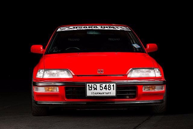 不朽传奇本田vtec的鼻祖--战神思域ef