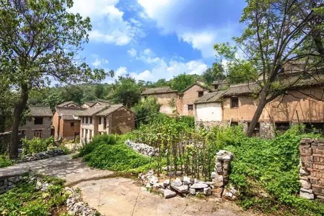 吕洞宾赐福地"川底乡 吕管够村