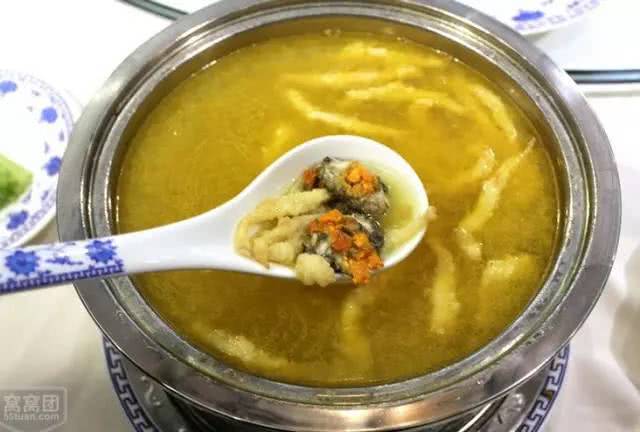 天津代表菜:银鱼紫蟹火锅海南菜:文昌鸡贵州菜:干锅居