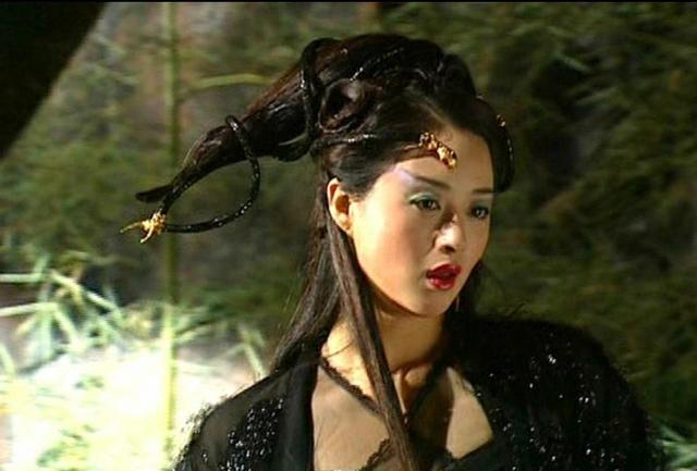 女星反派角色:杨幂眼神有戏赵丽颖发狠,但她才是噩梦狠的牙痒痒