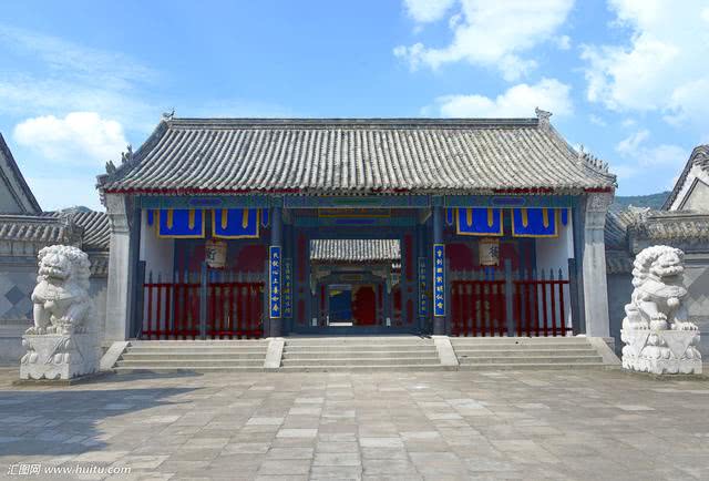 在清代当时平民百姓是怎么进行伸冤