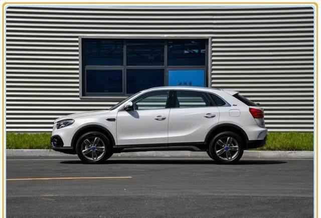 国产"奔驰gle"上市,又出一爆款!标配esp仅7万买哈弗h6后悔