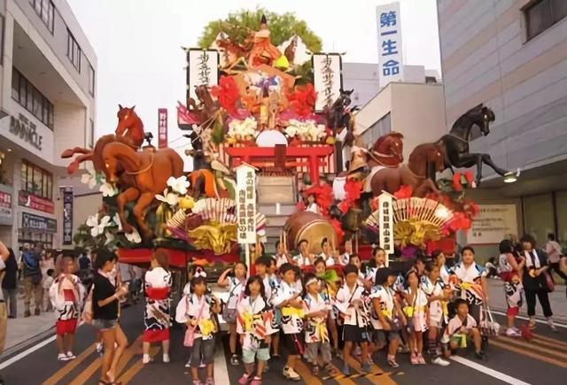 日本旅游|大阪天神祭专属于夏日的美好|大阪天满宫|道顿堀|天神|烟花|大川_新浪新闻