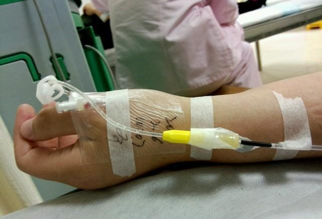 九个月孕妈到医院"生产", 让医生打一"针", 胎儿没了