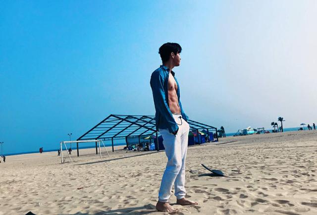 刘宪华|大华|腹肌_新浪新闻