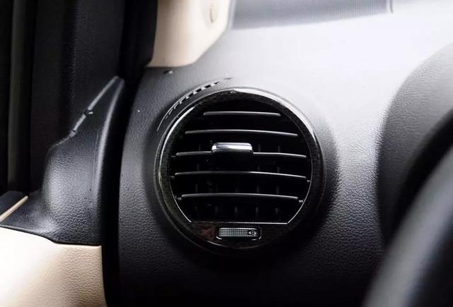 汽车空调出风口朝上还是朝下?你知道吗?-新浪汽车