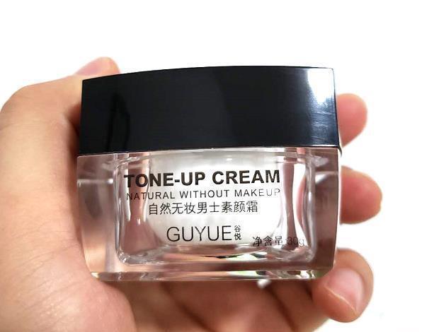 屈臣氏最火的开挂级男士素颜霜一抹就变帅糙男变男神