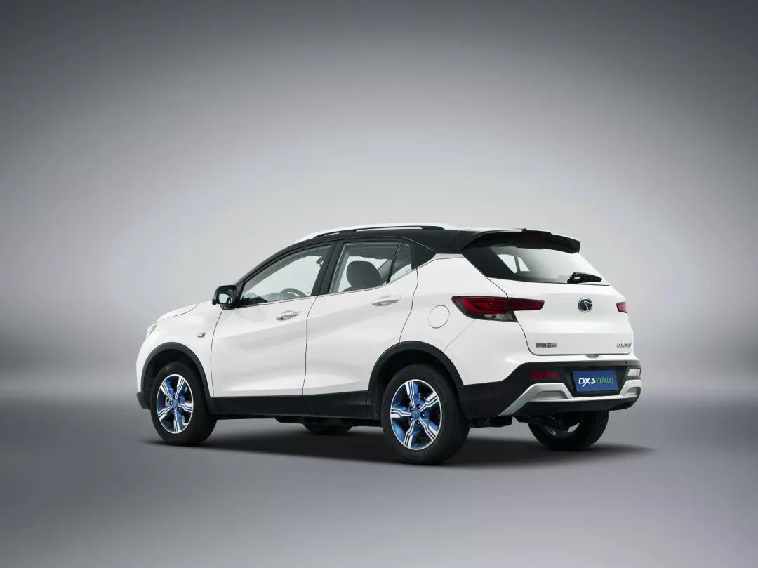 续航400km 东南dx3 ev400成都车展上市8.98万起