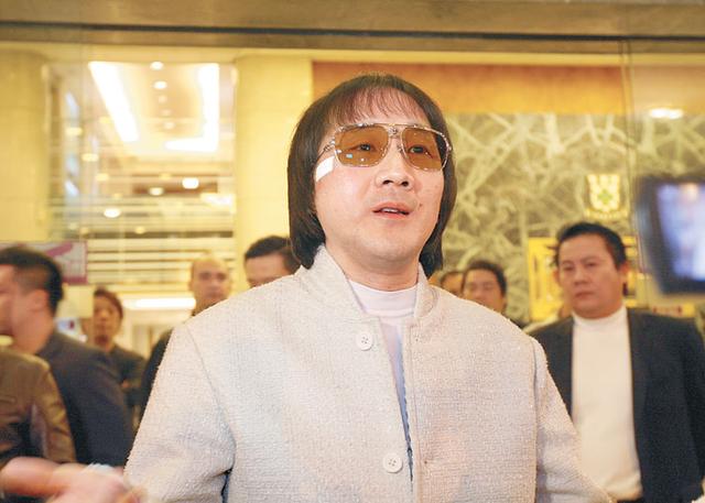 涉黄赌毒黑竟获居英权 上海仔持英护照流窜欧亚