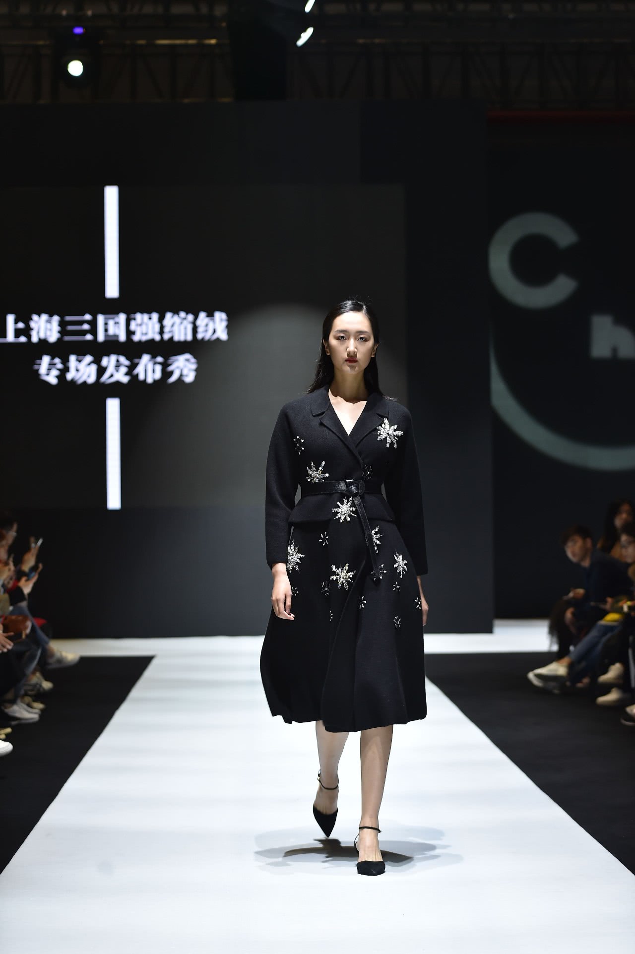 (左:吴佳莉   右:苏向丽)