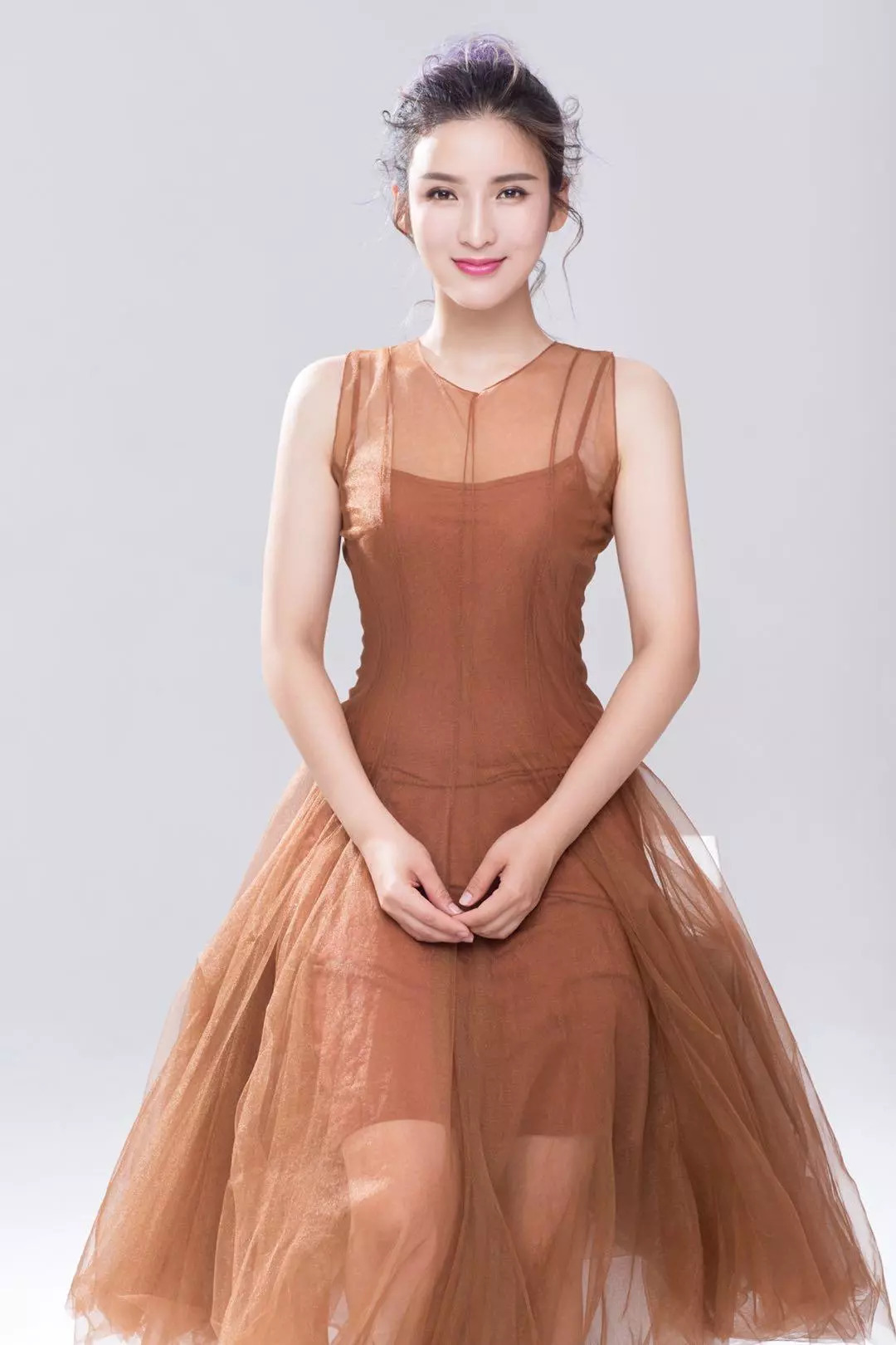 音乐小精灵郭一橙情歌《为爱相守》点燃爱情的灯火