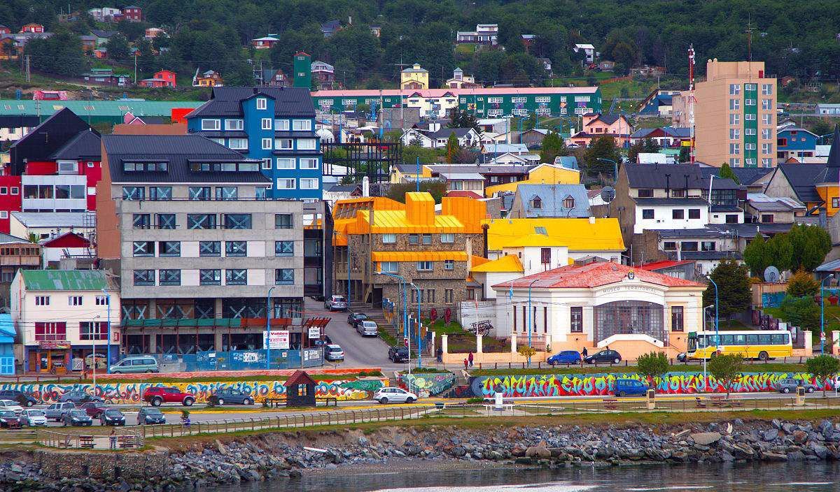 直击全球最南端的城市,被称为世界尽头,福利很好居民幸福感极高