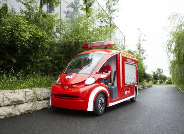 微型消防车,小身材有大功能