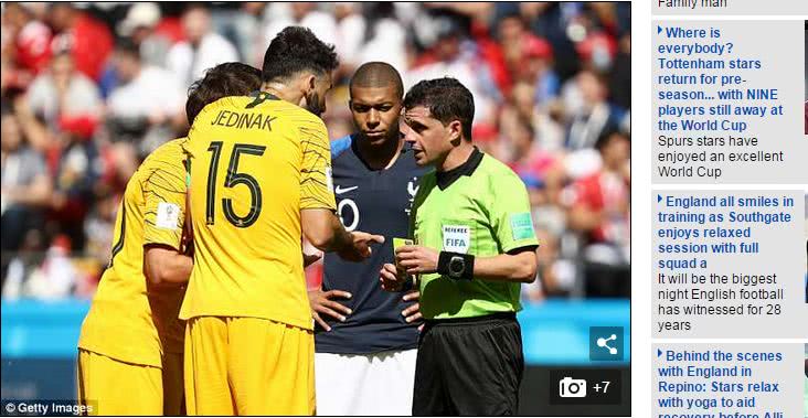 乌拉圭裁判主裁法比半决赛存争议?此人其实是