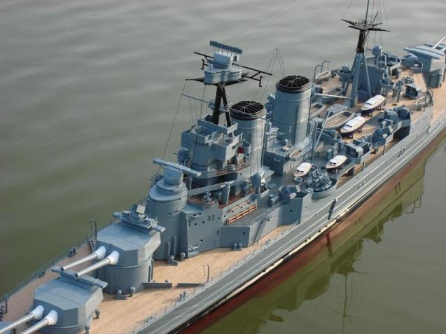 二战史上最强的巡洋舰,却被一发炮弹打沉?虚有其名?