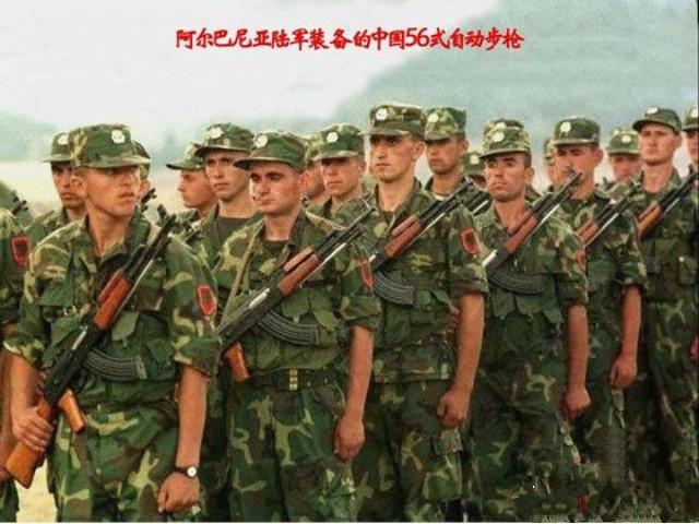 到了最后,两国关系急转直下,阿尔巴尼亚彻底投靠西方,和中国翻脸,这些