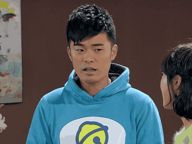 爱情公寓中曾小贤最无奈的事情, 其中一件事和胡一菲有关系!
