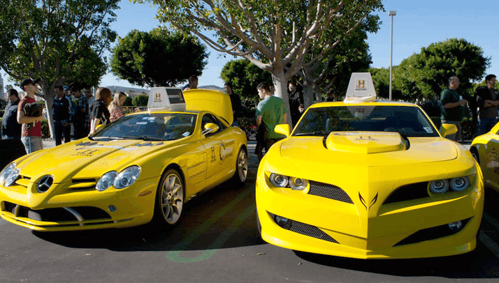 国外现豪华出租车, 网友: 一个月工资都不够坐一小时