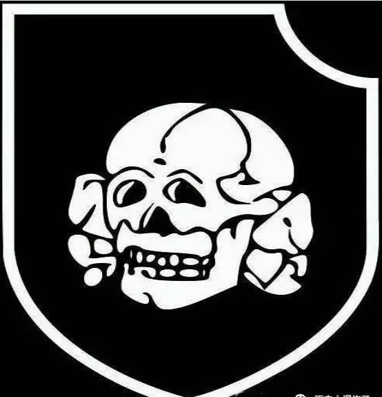 他是骷髅师的组建者,被称为"老爹",但最终却害死手下全部将官