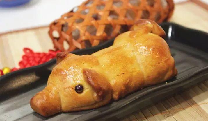 传统的猪仔饼,对于中山老一辈人来说是一个珍贵的记忆,但是越来越多的