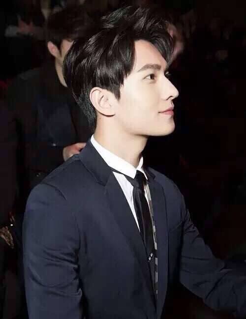 蔡徐坤耳返 蔡徐坤发带宠粉狂魔再次上线,ikun每天不要太幸福了