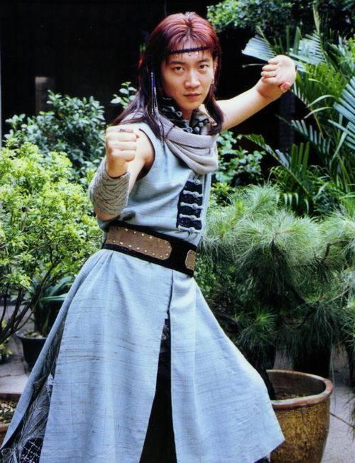 8岁练武,10岁成国家选手,当红时退出娱乐圈,却教出世界冠军!