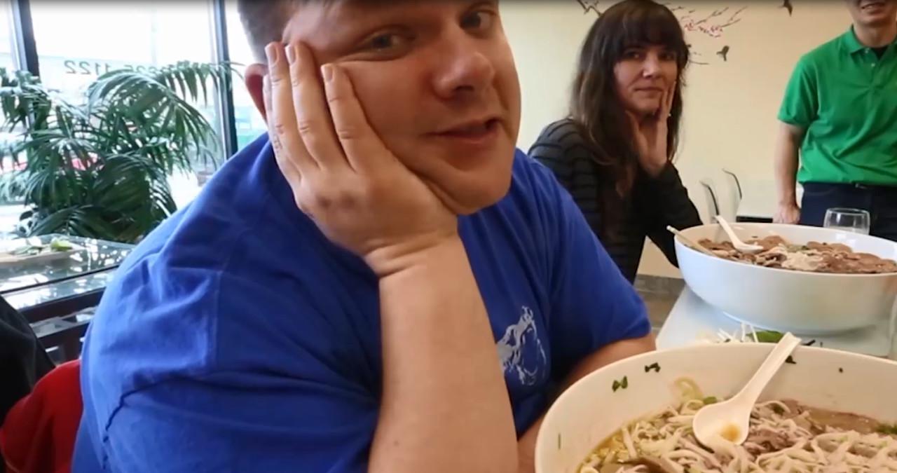 最任性的面馆:90分钟吃光一碗面,不要你钱,反倒给你682