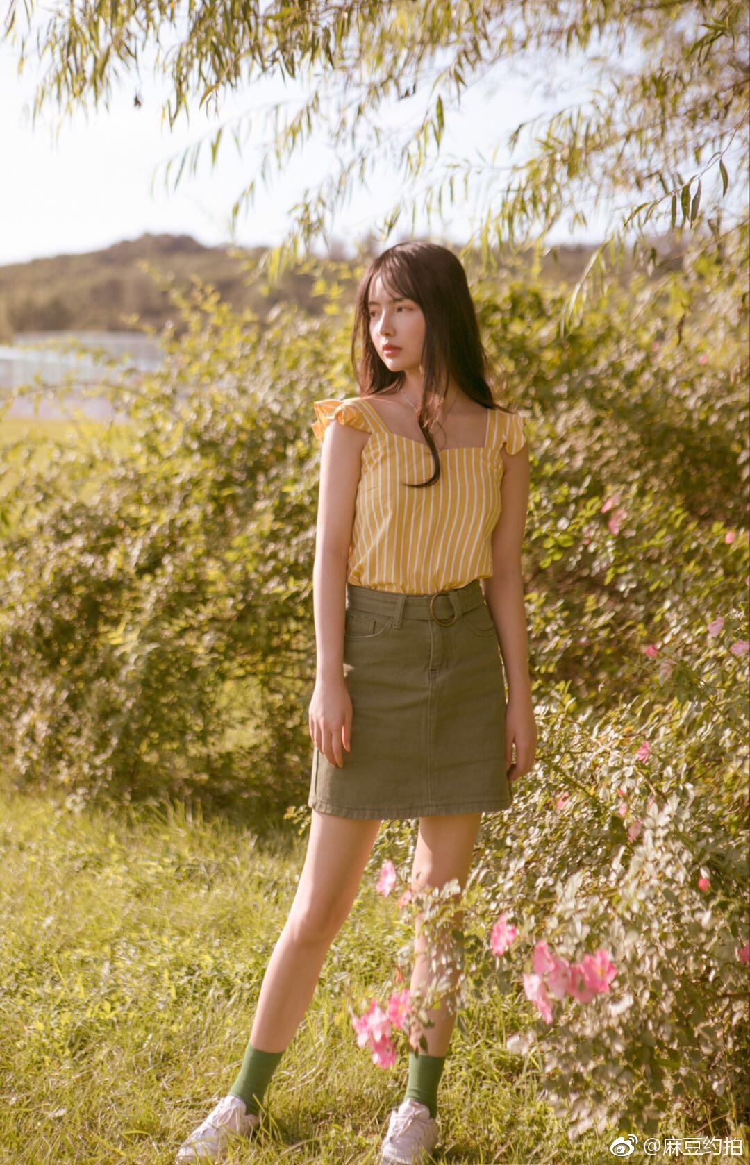 美女麻豆约拍平面模特一只 不接受私房 希望约女摄 一起创作 比较好沟