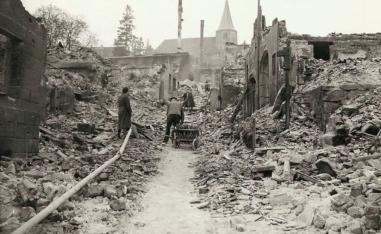 二战中真实战场的惨烈,鼓吹战争的人请好好看看