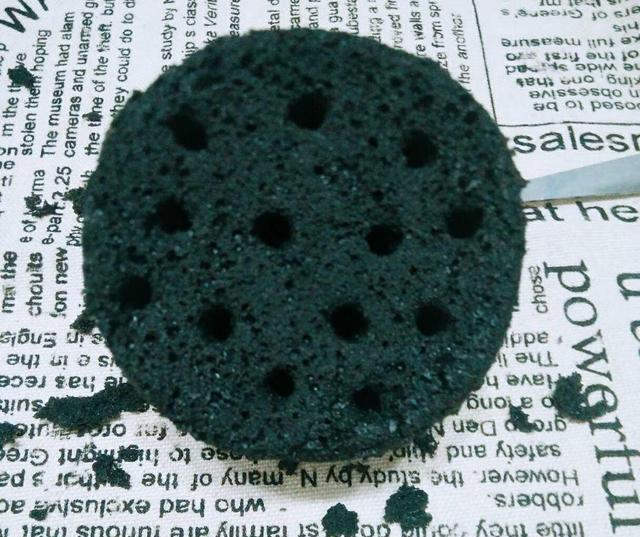 网红"黑煤球"原来是这样制作出来的!你敢下的去嘴吗?