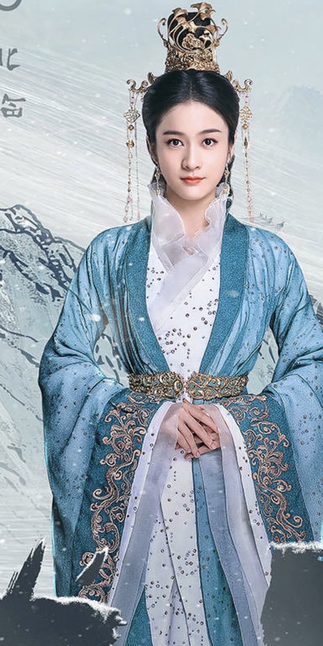 《白发王妃》公布了剧照,张雪迎上一次出演古装剧还未成年呢