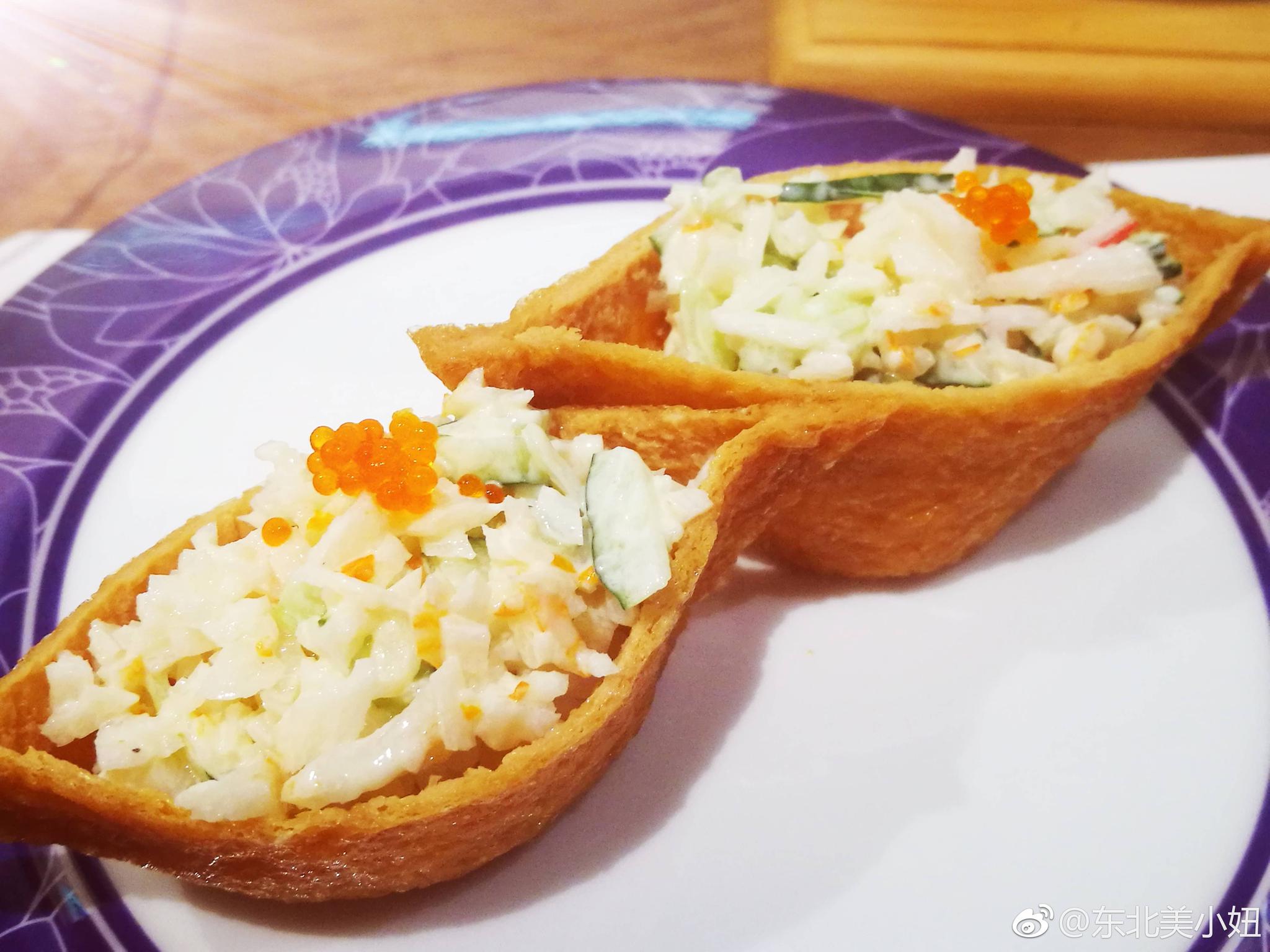 美食博主@东北美小妞 推荐红旗街万达三楼的鹿奈舍回转寿司