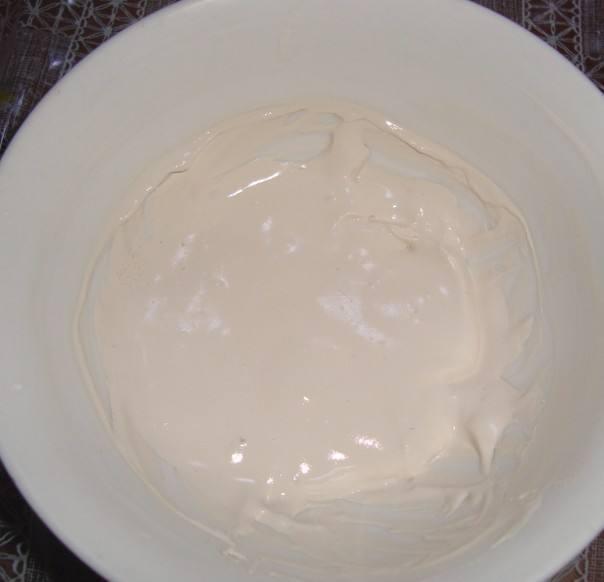 香蕉皮配合牙膏,睡前擦脸,半月不再为斑点烦恼,皮肤白嫩柔滑