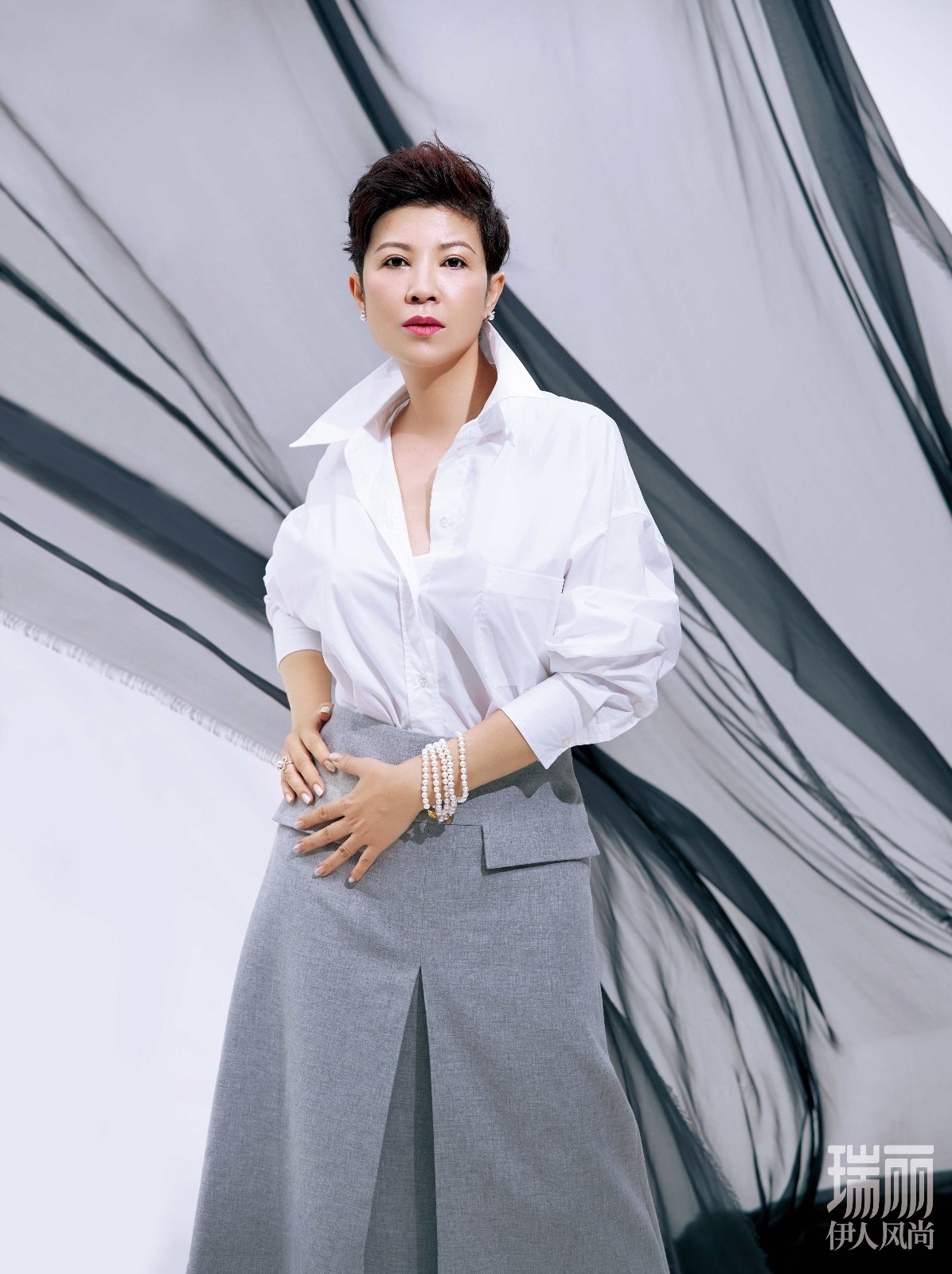 杭天琪杂志大片曝光 多套造型诠释时尚态度