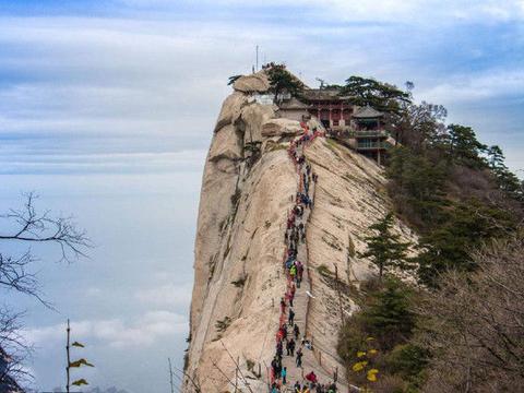 中国最大的山图片