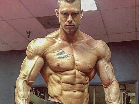 做好减脂调整饮食，4招帮你腹肌练到位！