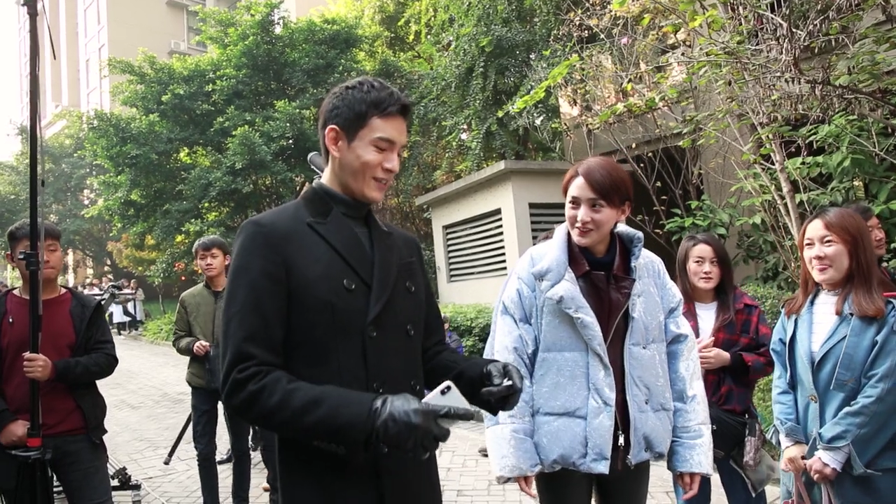 《法医秦明之幸存者》花絮 经超变身小奶狗