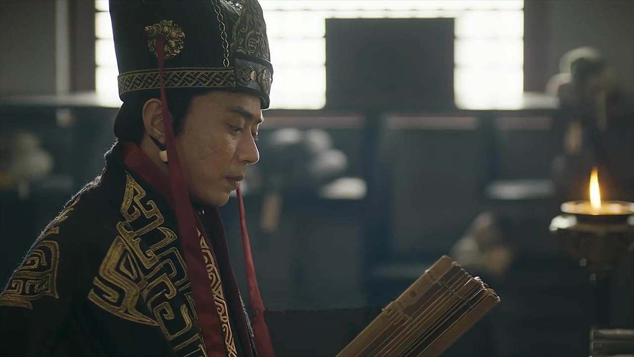 将军:明天就50,庆祝一下,当晚去世|相士|夏侯威|劫难_新浪新闻