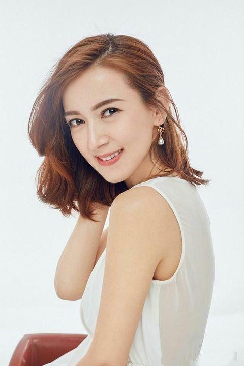 尼格买提娇妻 帕夏古丽照曝光, 随性甜蜜自然 不输一线明星们