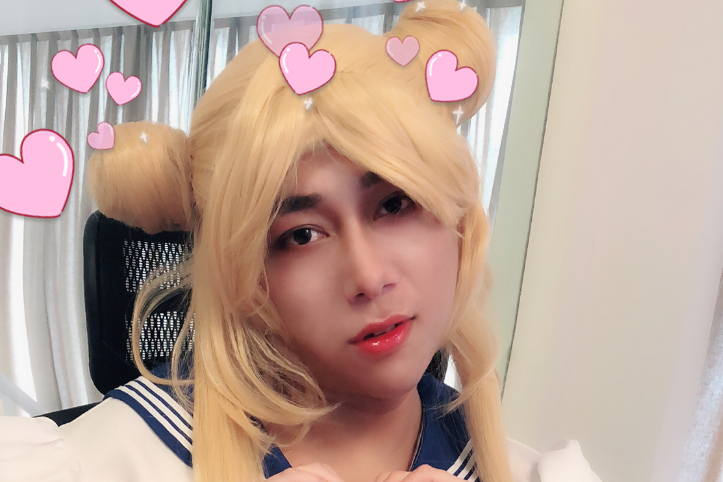 春哥报名wesg要做炉石一哥网友却纷纷劝其参加女子组比赛