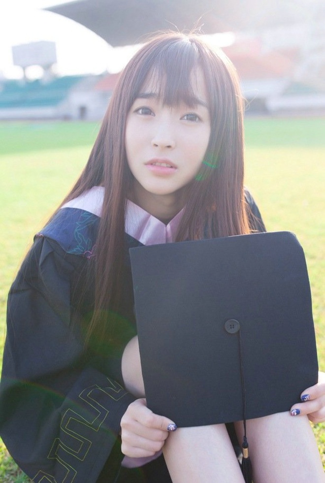 清纯校花张楚aimee户外阳光甜美俏皮写真